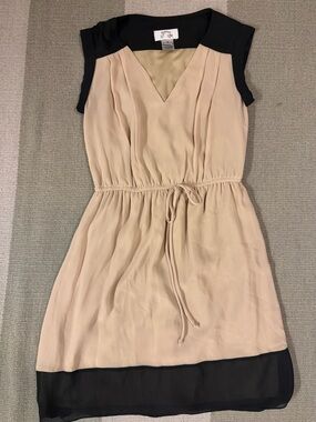 Sweet Storm Beige and Black V‑Neck Drawstring Mini Dress